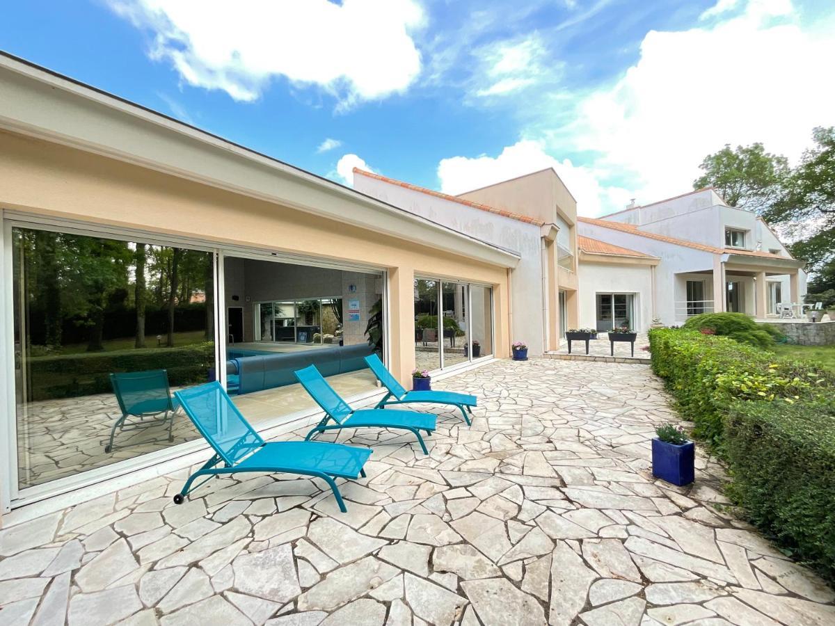 Les Jardins De La Muse, Piscine Couverte, Spa Et Fitness Basse-Goulaine Exteriör bild